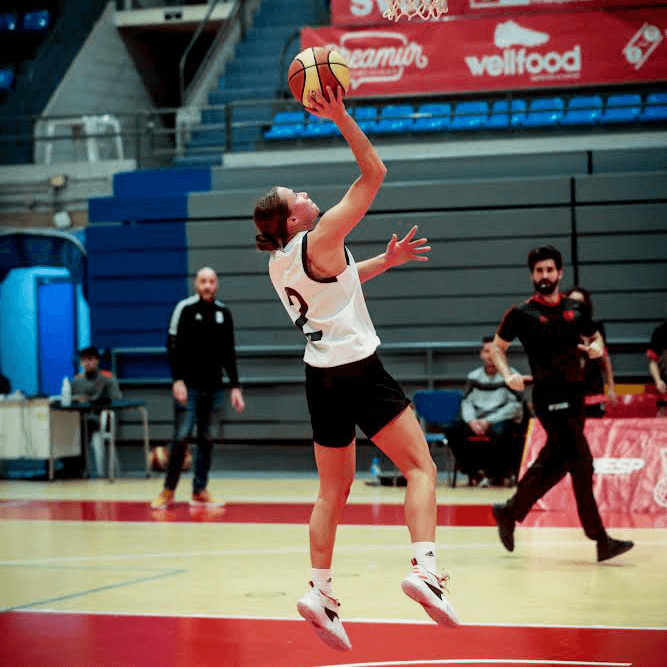 Franca Rödhammer- Basket-ball